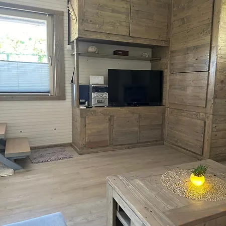 Dağ evi Mocvirski Tulipan *