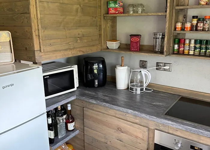 Chalet Mocvirski Tulipan Ljubljana